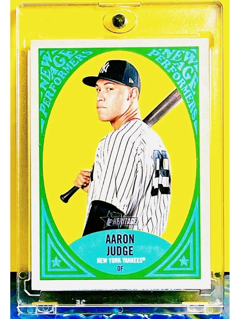 Aaron Judge RARE TOPPS Heritage INVESTMENT CARD YANKEES HALL OF FAME Free Case